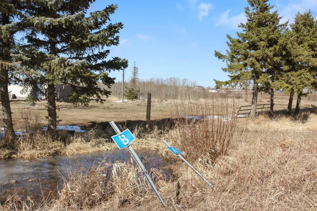 21528A Sec Highway 617 Rural Camrose County AB T0B1W0