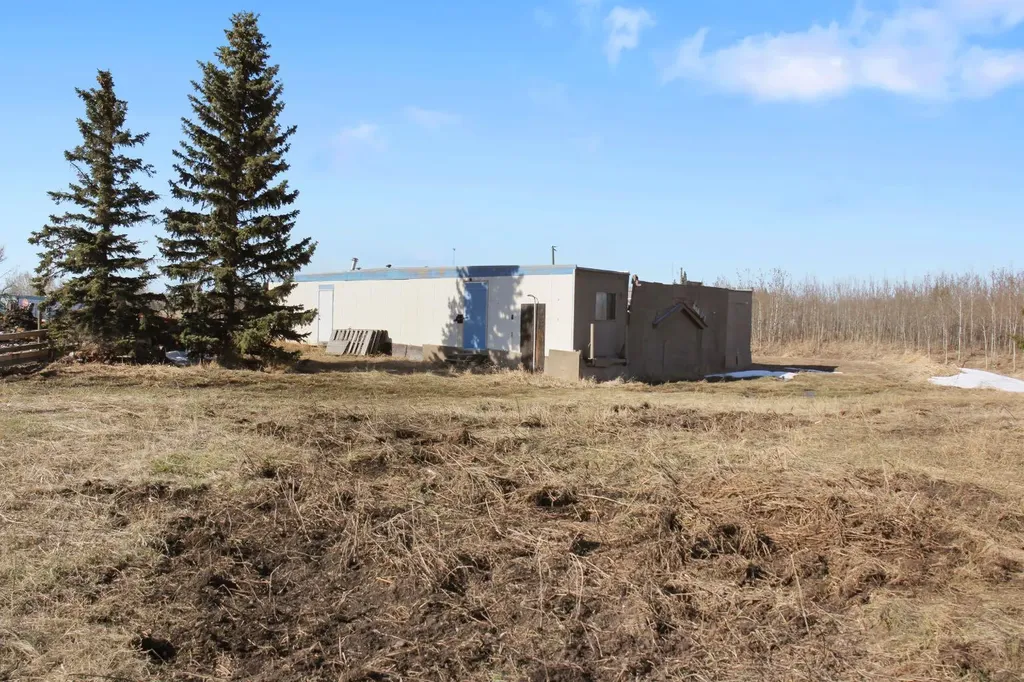 21528A Sec Highway 617 Rural Camrose County AB T0B1W0