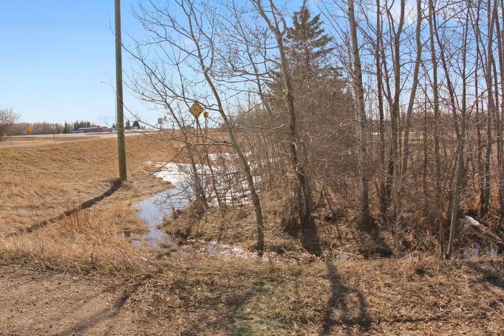 21528A Sec Highway 617 Rural Camrose County AB T0B1W0