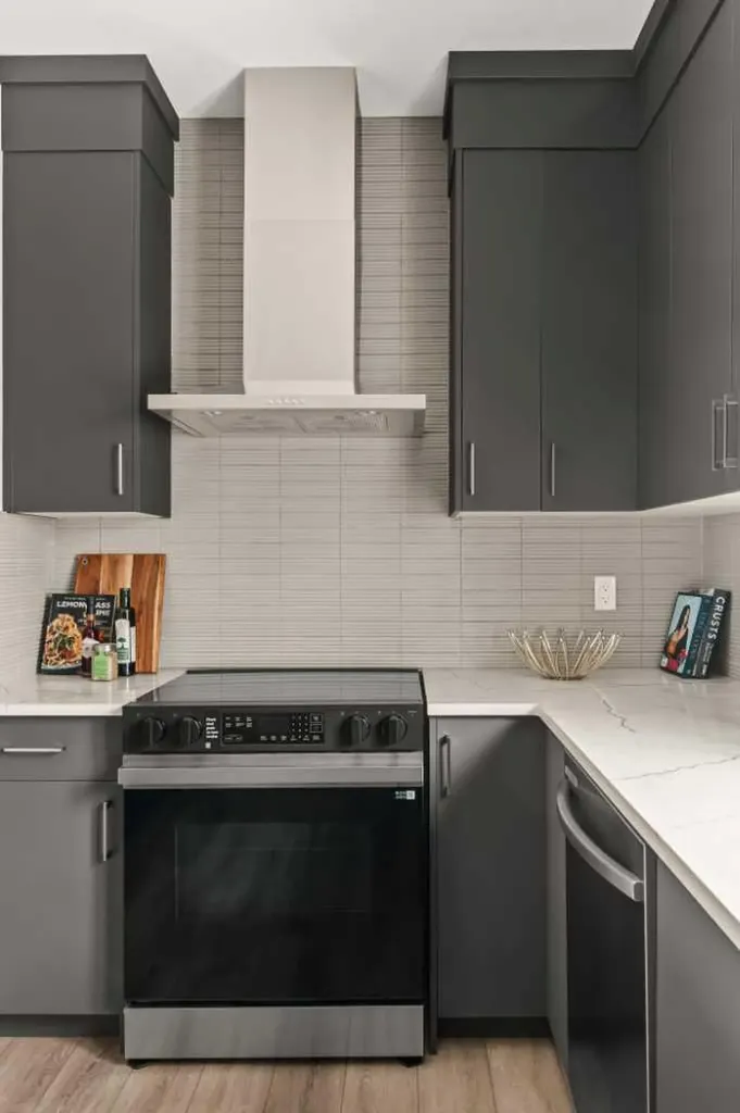 26 Rowmont Heath NW Calgary AB T3L 0M2