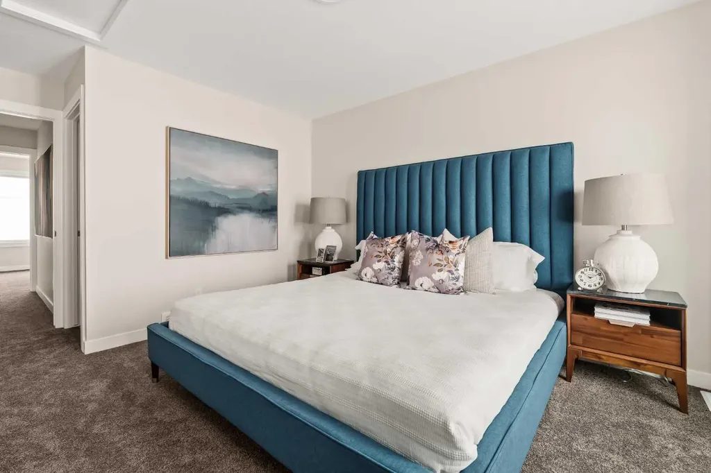 26 Rowmont Heath NW Calgary AB T3L 0M2