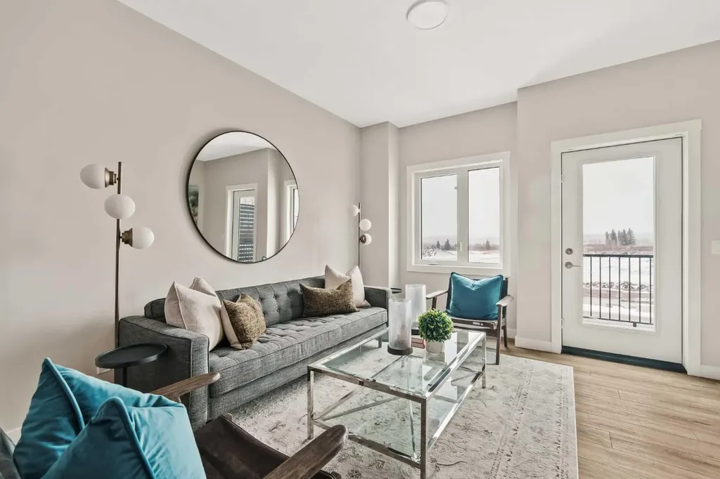 26 Rowmont Heath NW Calgary AB T3L 0M2