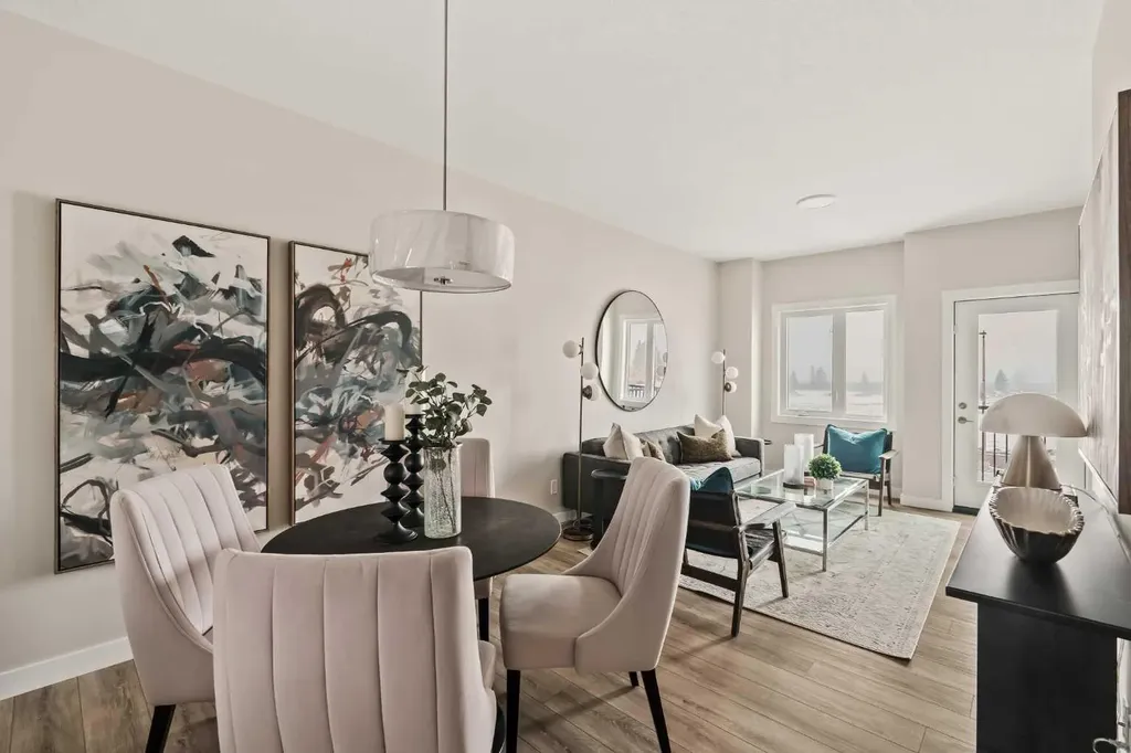26 Rowmont Heath NW Calgary AB T3L 0M2