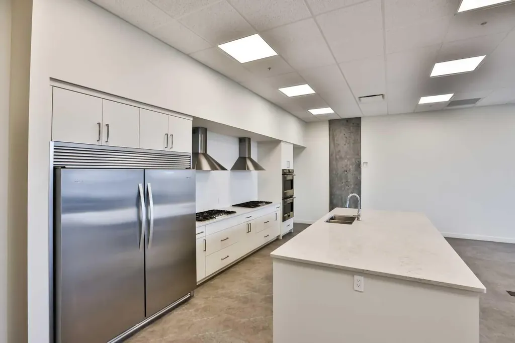 102 Scenic Drive N Lethbridge AB T1H 5L9