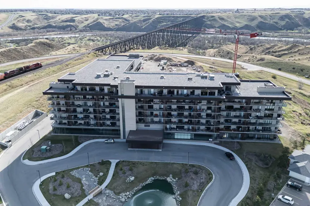 102 Scenic Drive N Lethbridge AB T1H 5L9