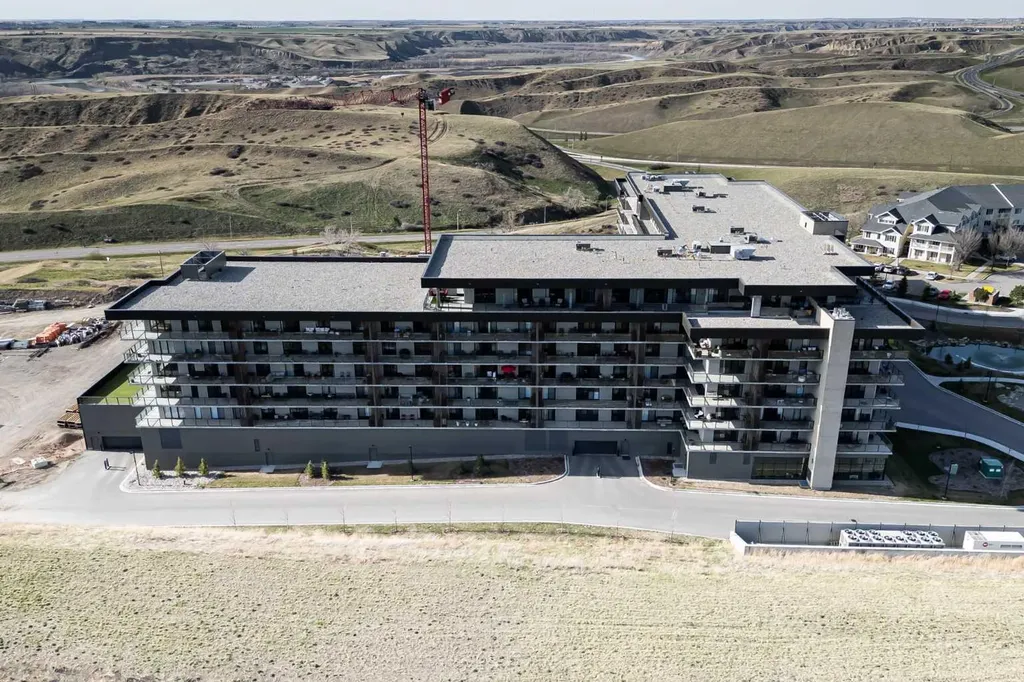 102 Scenic Drive N Lethbridge AB T1H 5L9
