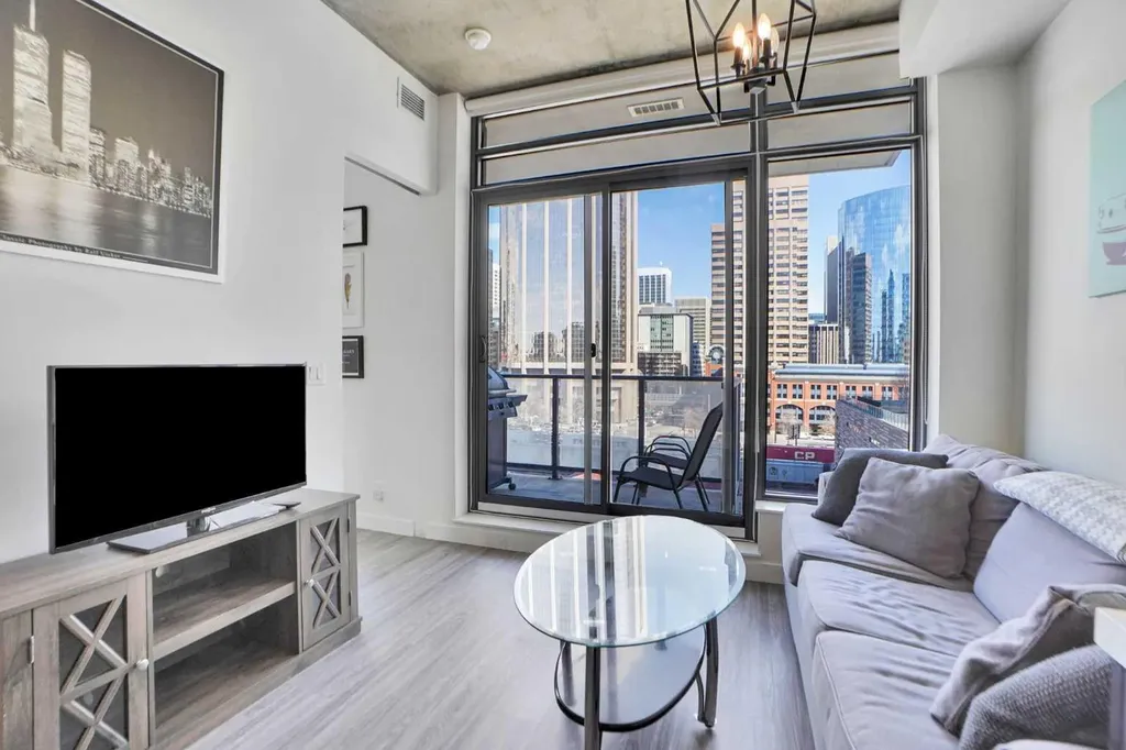 1010 6 Street SW Calgary AB t2r0e2