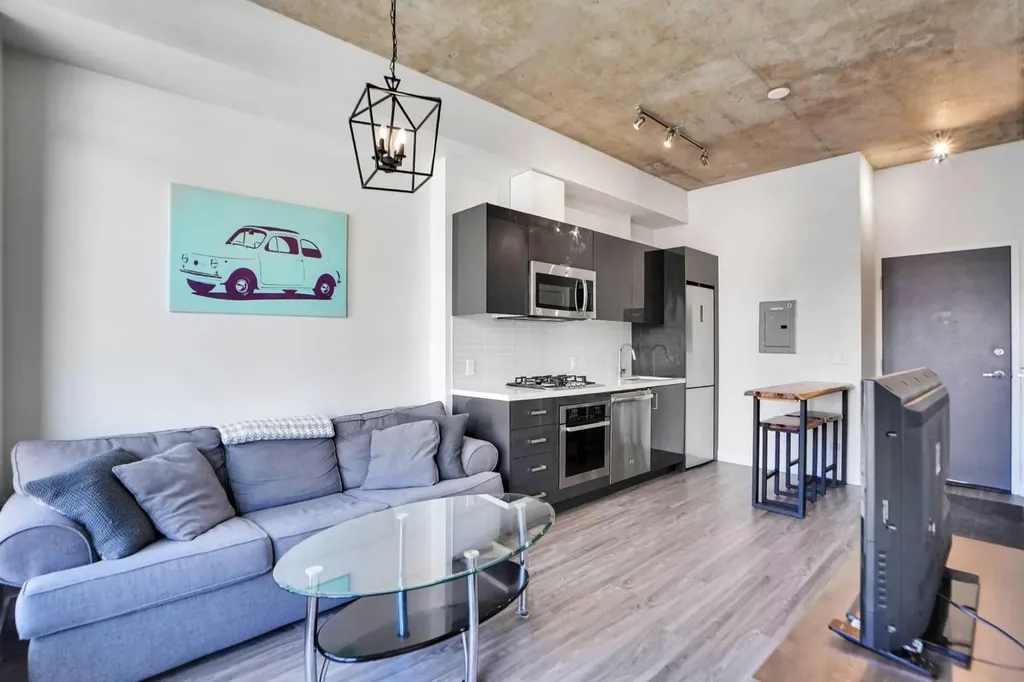 1010 6 Street SW Calgary AB t2r0e2