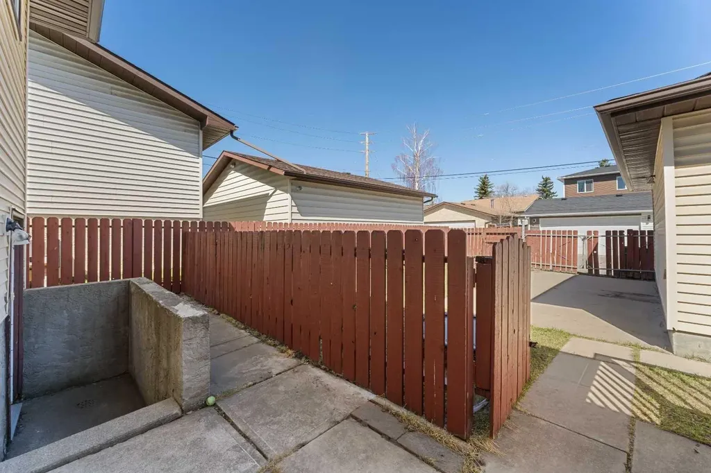 7003 Temple Drive NE Calgary AB T1Y 4Z4