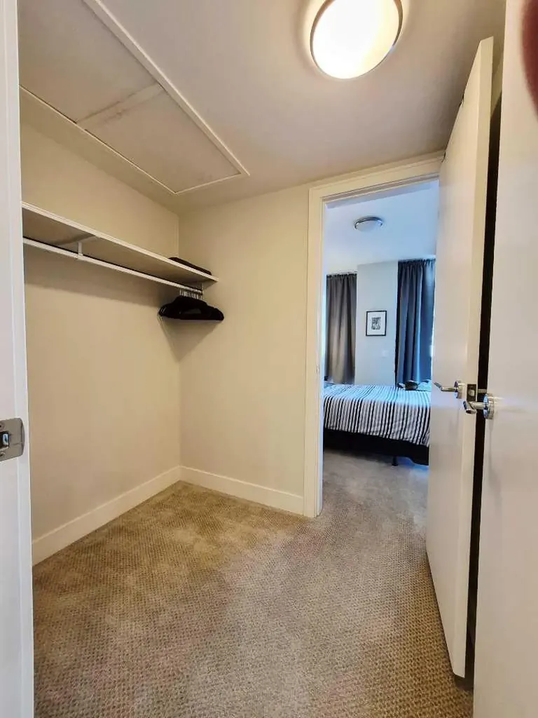 222 Riverfront Avenue SW Calgary AB T2P0X2