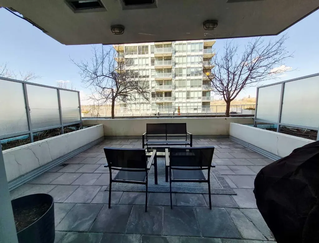 222 Riverfront Avenue SW Calgary AB T2P0X2