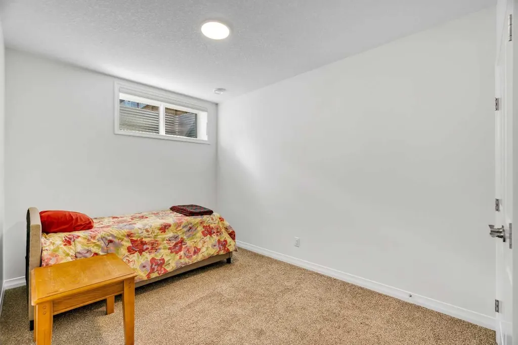 244 Lucas Way NW Calgary AB T3P 1M4