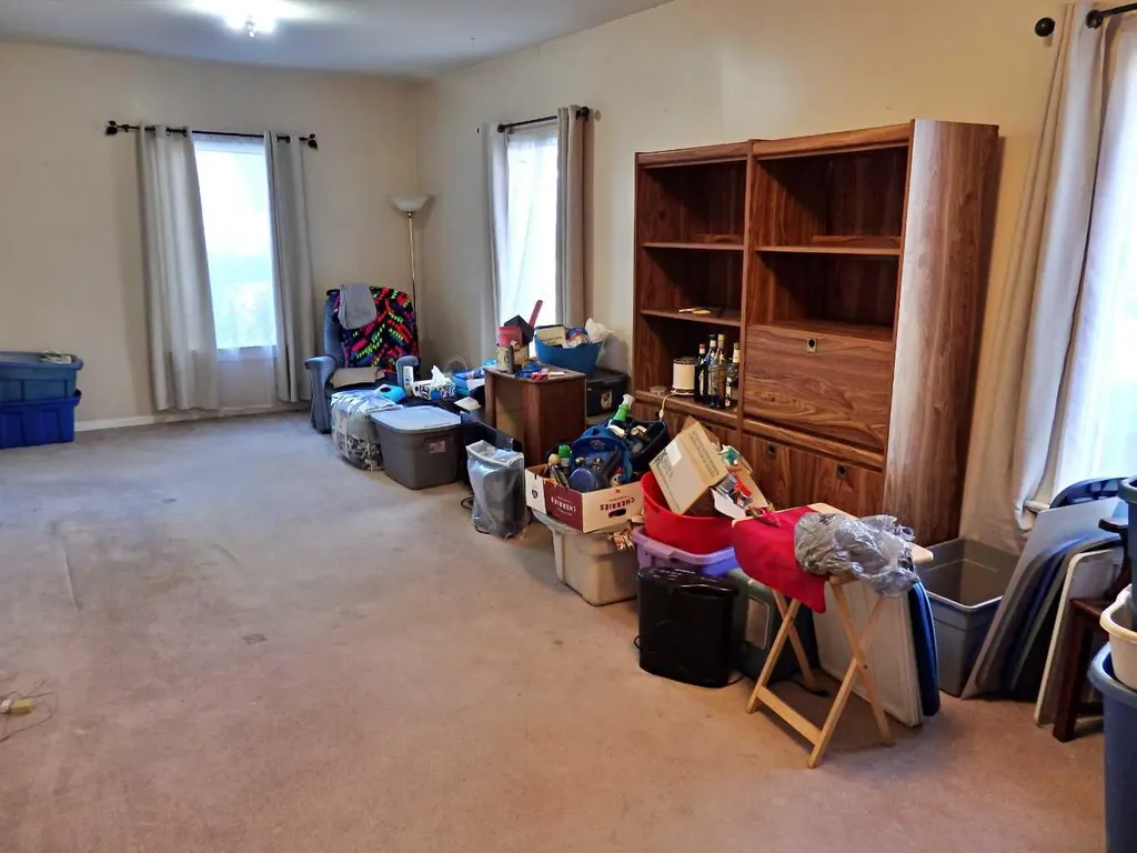 4812 51 Avenue Vermilion AB T9X 1T3