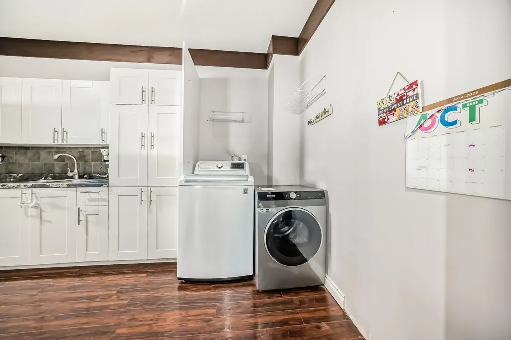 724D Raynard Crescent SE Calgary AB T2A 1X7