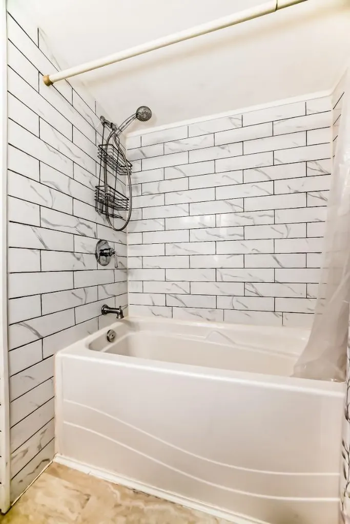724D Raynard Crescent SE Calgary AB T2A 1X7