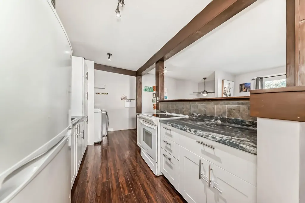 724D Raynard Crescent SE Calgary AB T2A 1X7