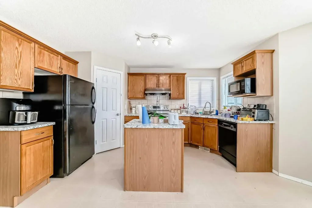 111 Tarawood Road NE Calgary AB T3J5B3