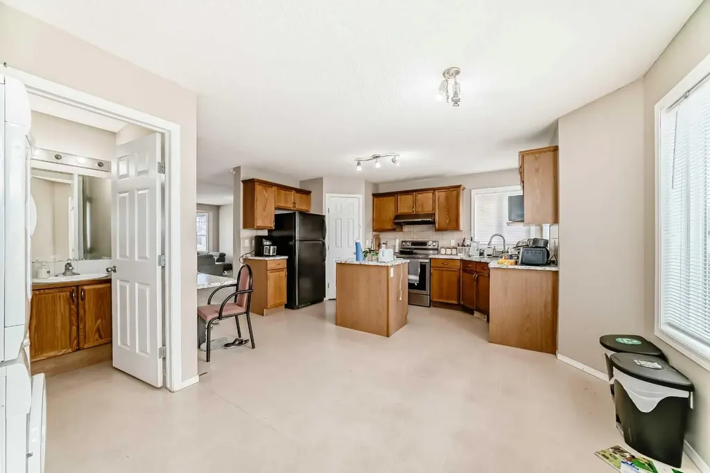 111 Tarawood Road NE Calgary AB T3J5B3