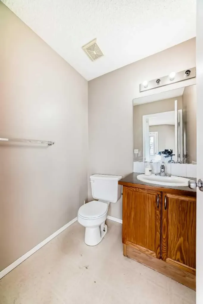 111 Tarawood Road NE Calgary AB T3J5B3