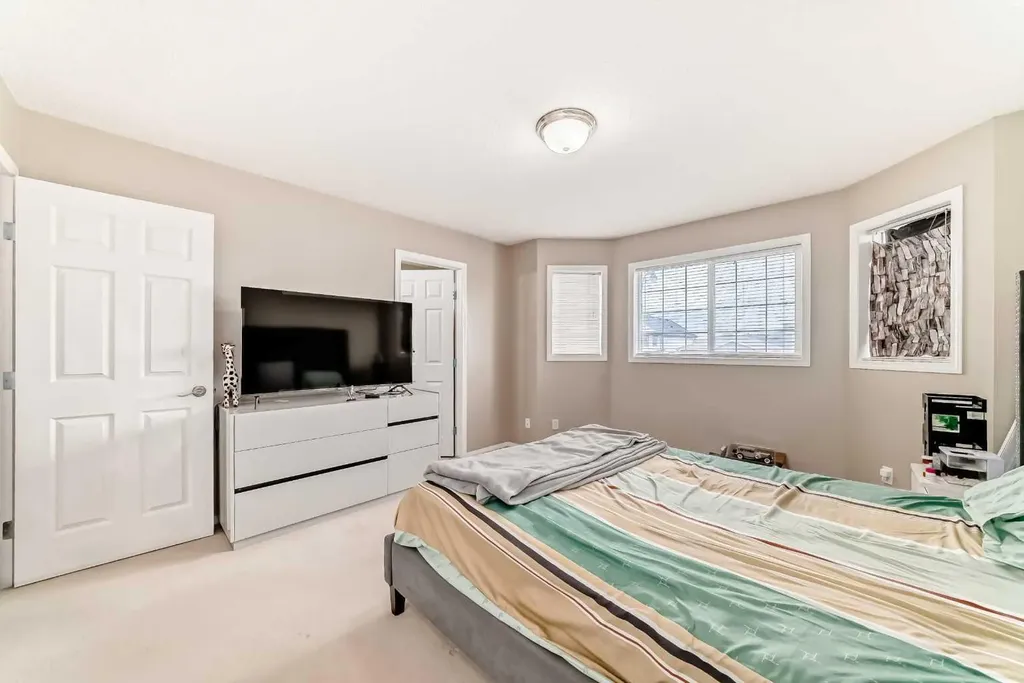 111 Tarawood Road NE Calgary AB T3J5B3