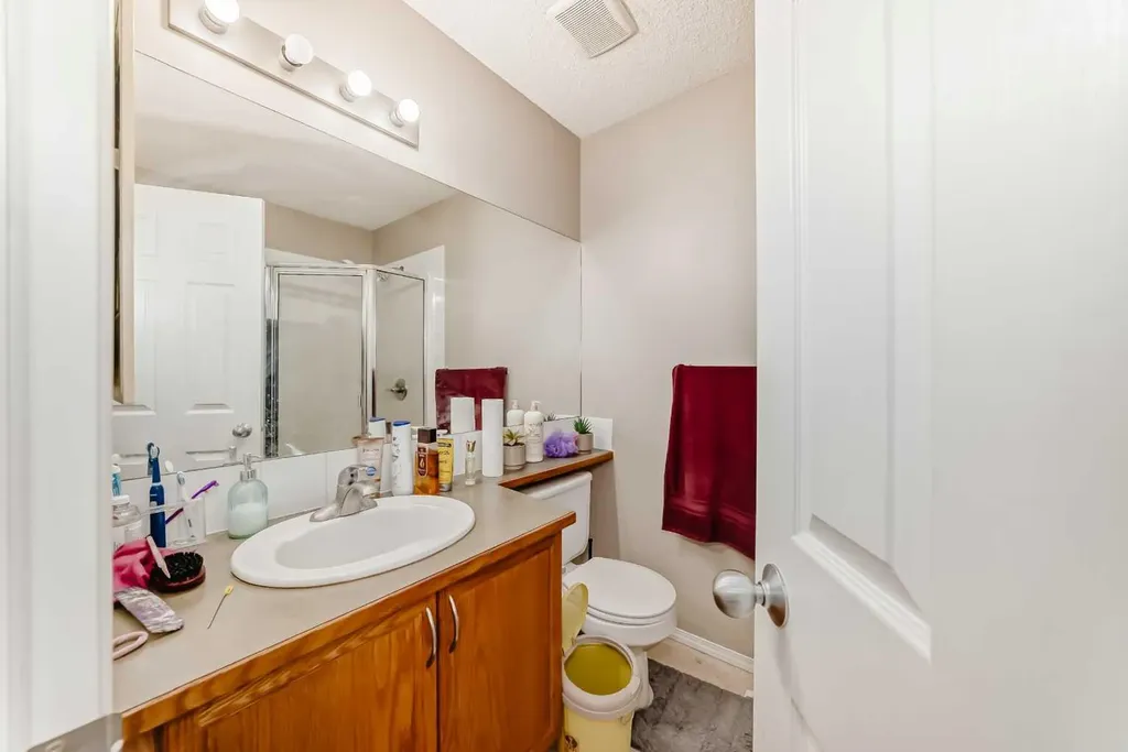 111 Tarawood Road NE Calgary AB T3J5B3