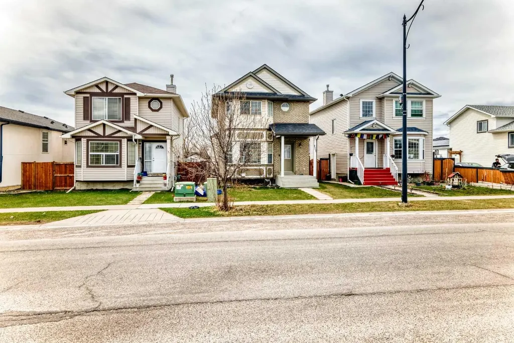 111 Tarawood Road NE Calgary AB T3J5B3