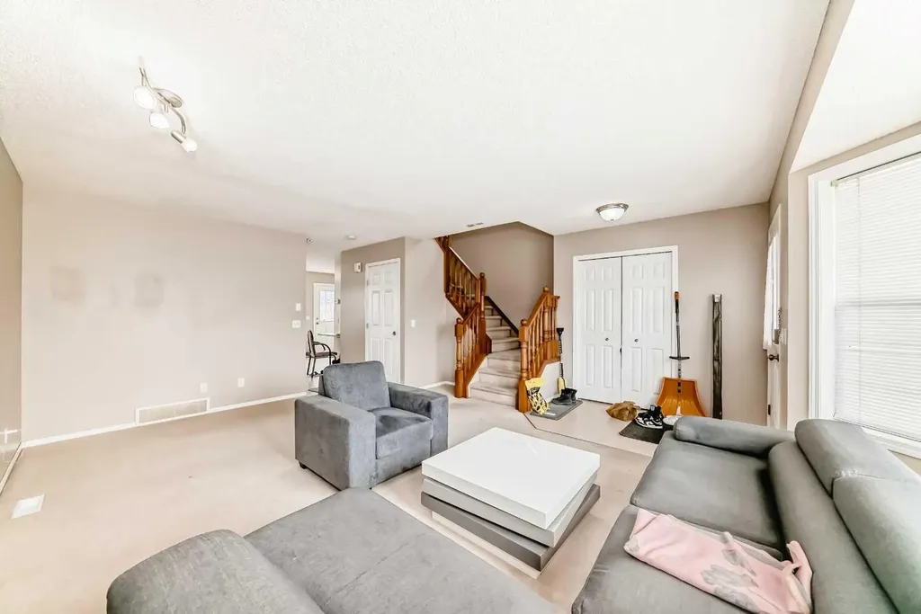 111 Tarawood Road NE Calgary AB T3J5B3