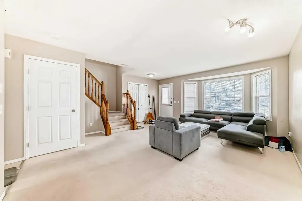 111 Tarawood Road NE Calgary AB T3J5B3