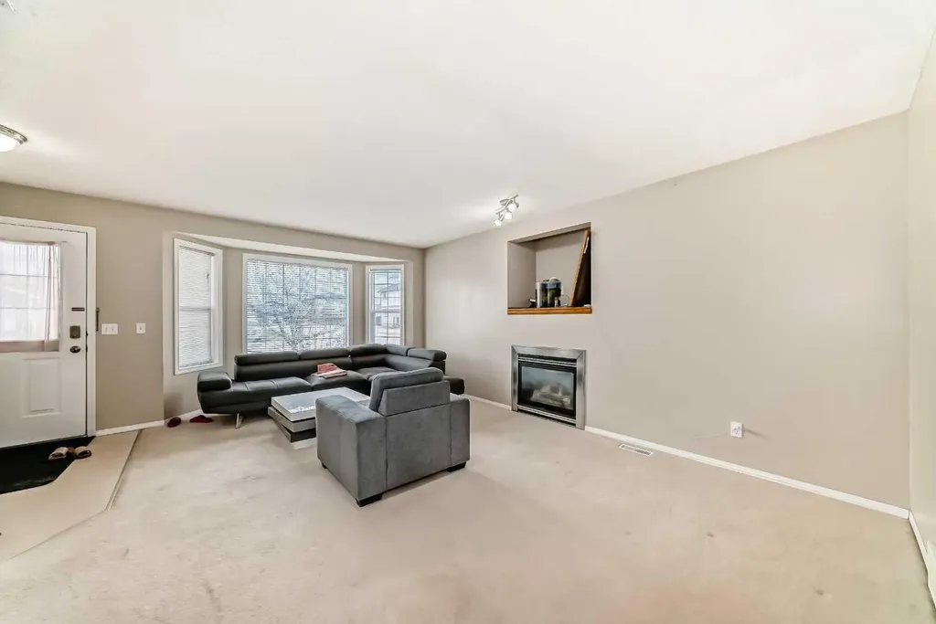 111 Tarawood Road NE Calgary AB T3J5B3