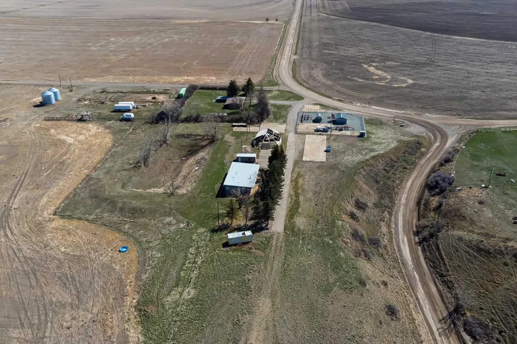 214062 Twp Rd95 Rural Lethbridge County AB T1J 5R5