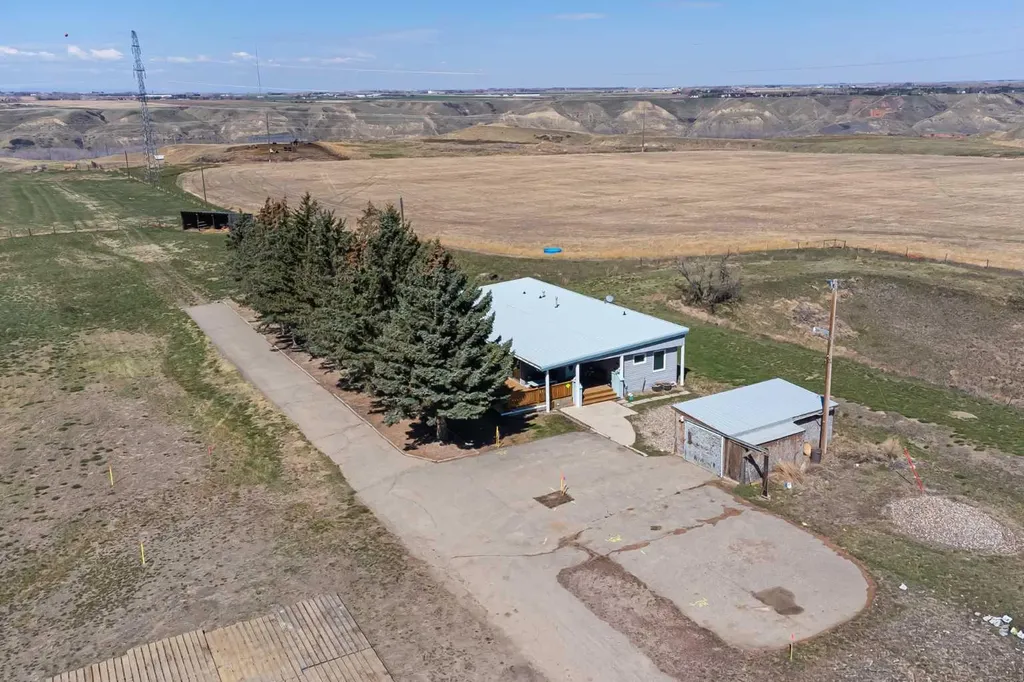 214062 Twp Rd95 Rural Lethbridge County AB T1J 5R5