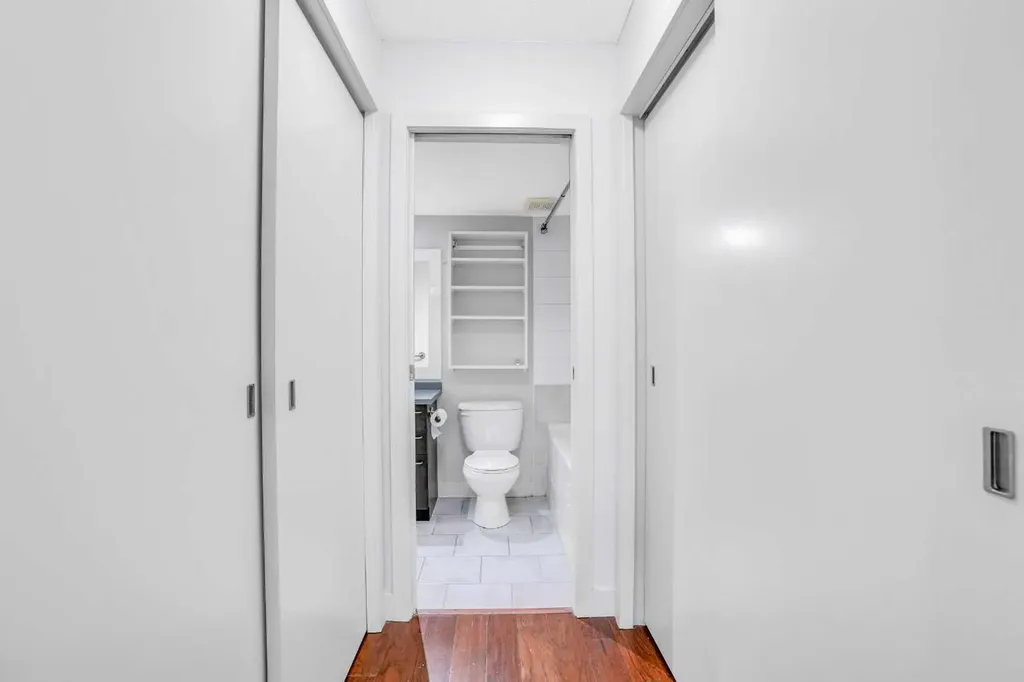 35 Richard Court SW Calgary AB T3E 7N9