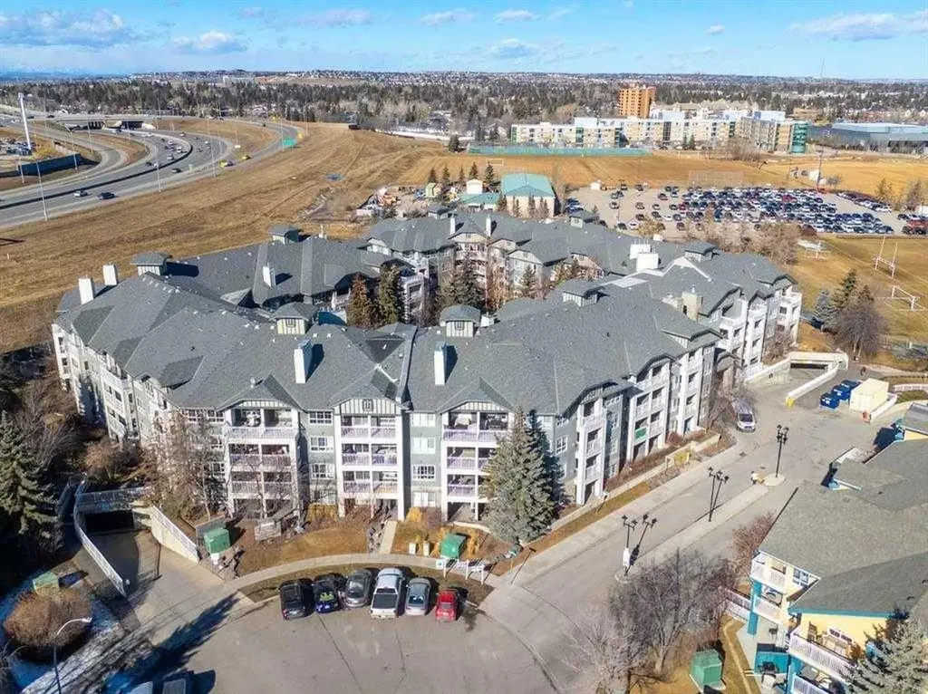 35 Richard Court SW Calgary AB T3E 7N9