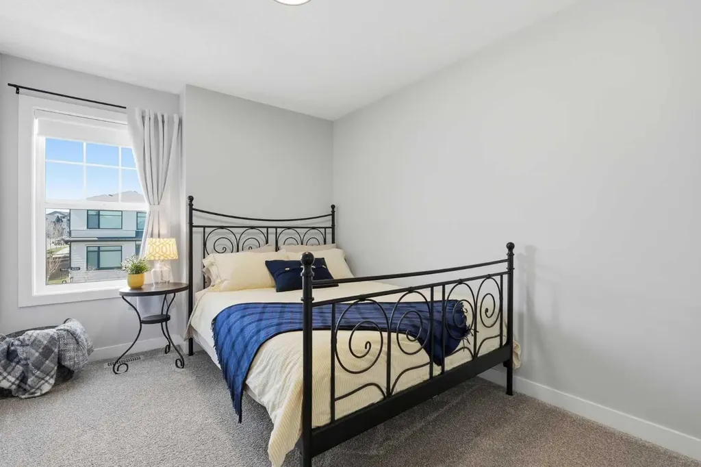 120 Treeline Manor SW Calgary AB T2Y 0R7