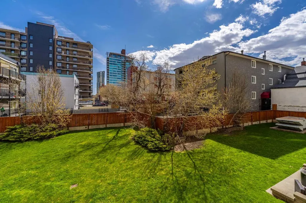 1410 2 Street SW Calgary AB T2R 1R1