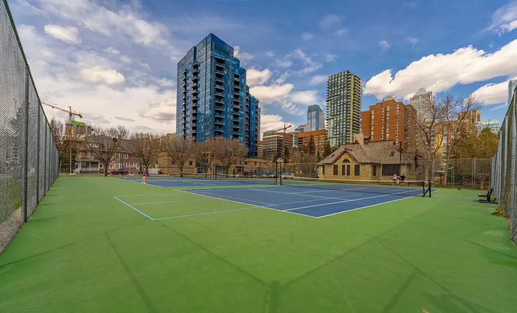 1410 2 Street SW Calgary AB T2R 1R1