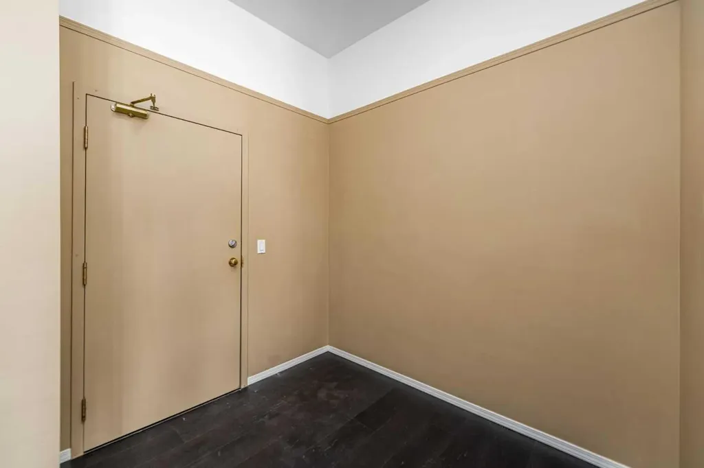 1410 2 Street SW Calgary AB T2R 1R1