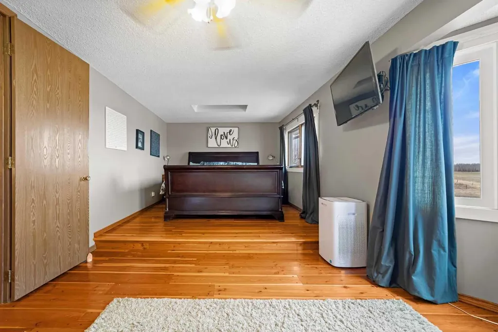 16148 Highway 53 Rural Flagstaff County AB T0B 1N0