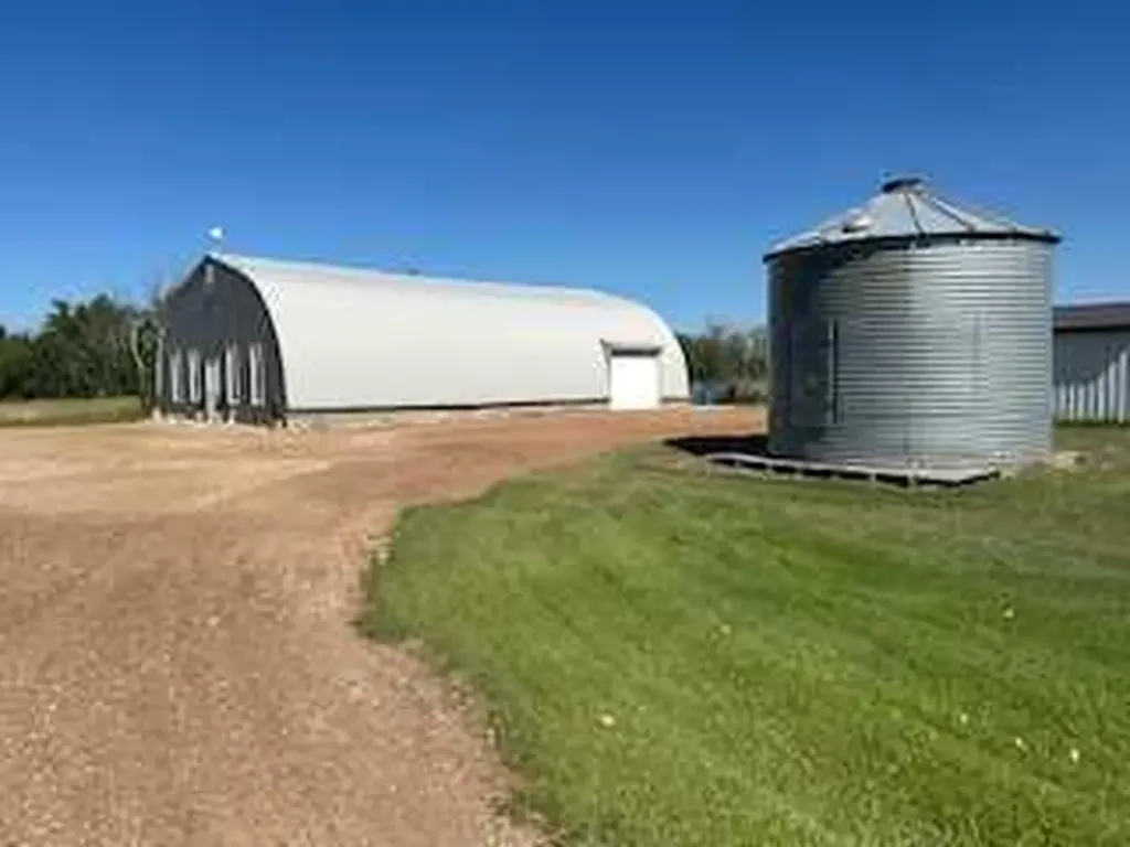 16148 Highway 53 Rural Flagstaff County AB T0B 1N0