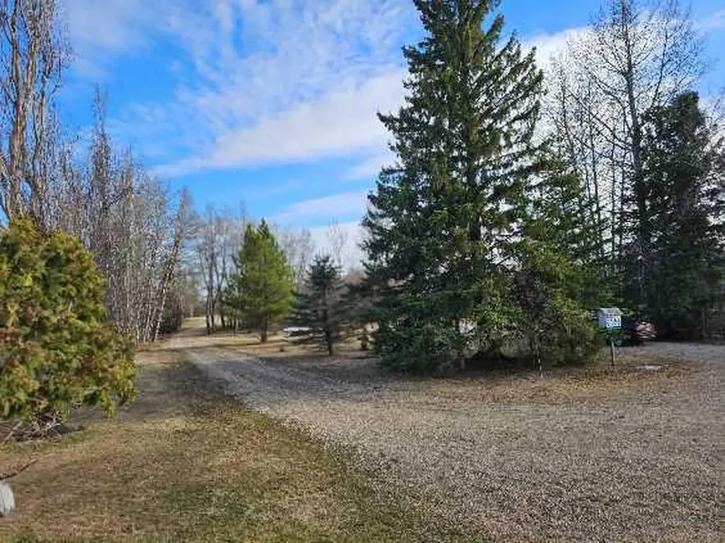 17423 Highway 2 High Prairie AB T0G 1E0