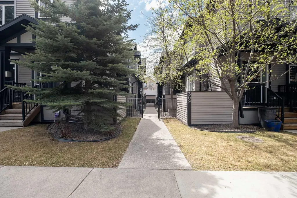 309 15 Avenue NE Calgary AB T2E 1H3