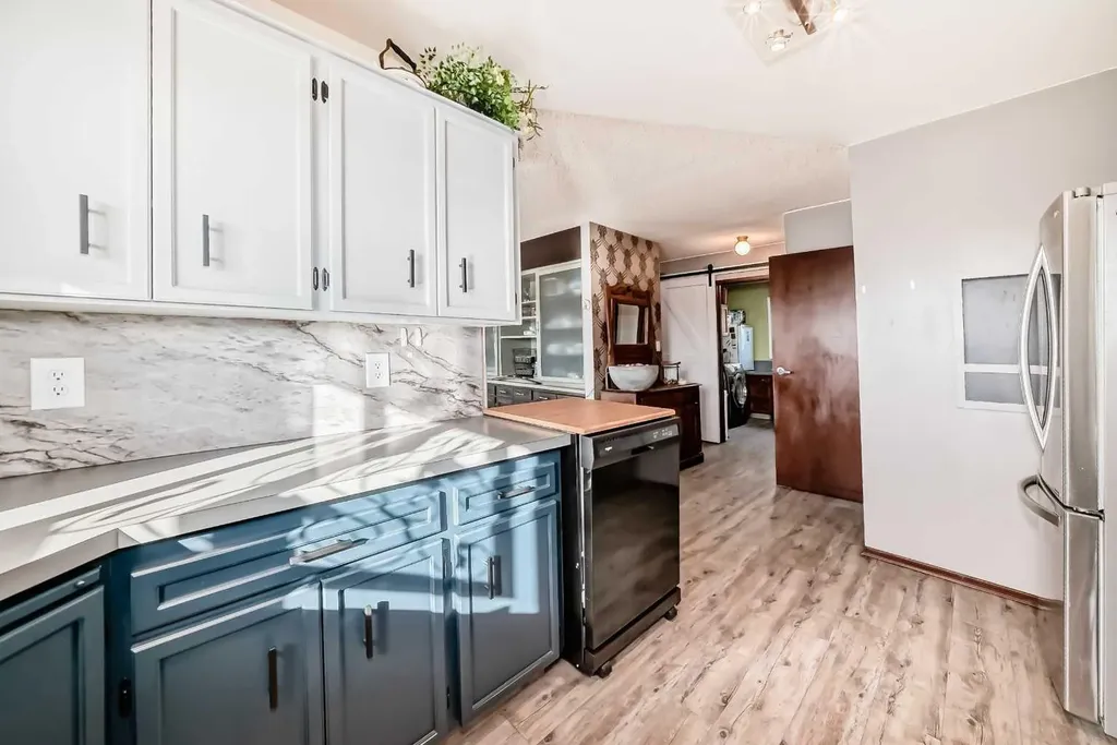 1342 Township Road 361 Rural Red Deer County AB T4G 0H9