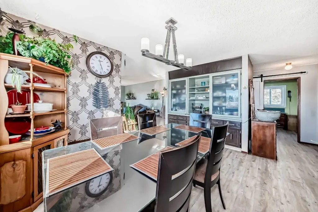 1342 Township Road 361 Rural Red Deer County AB T4G 0H9