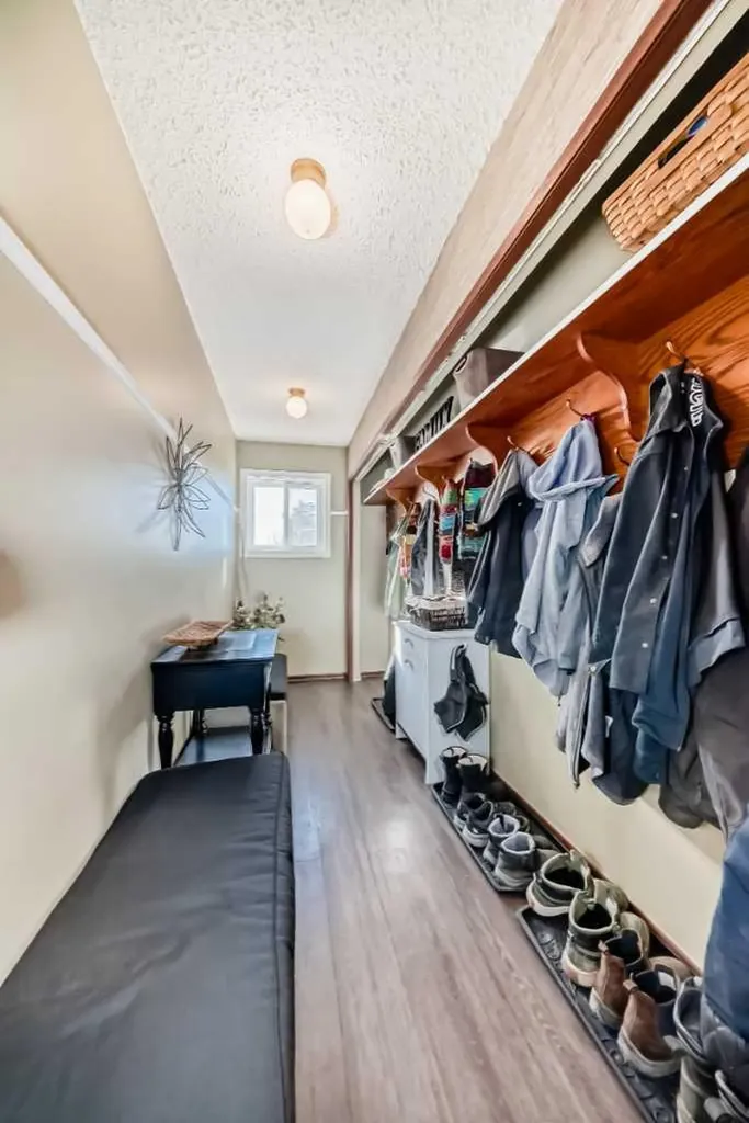 1342 Township Road 361 Rural Red Deer County AB T4G 0H9