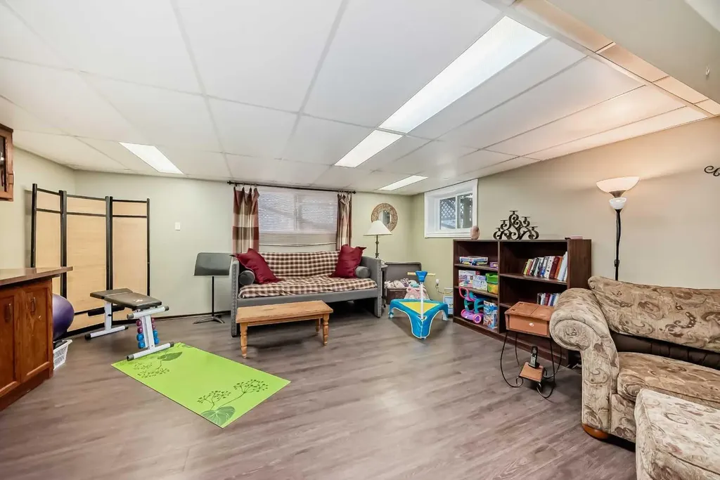 1342 Township Road 361 Rural Red Deer County AB T4G 0H9