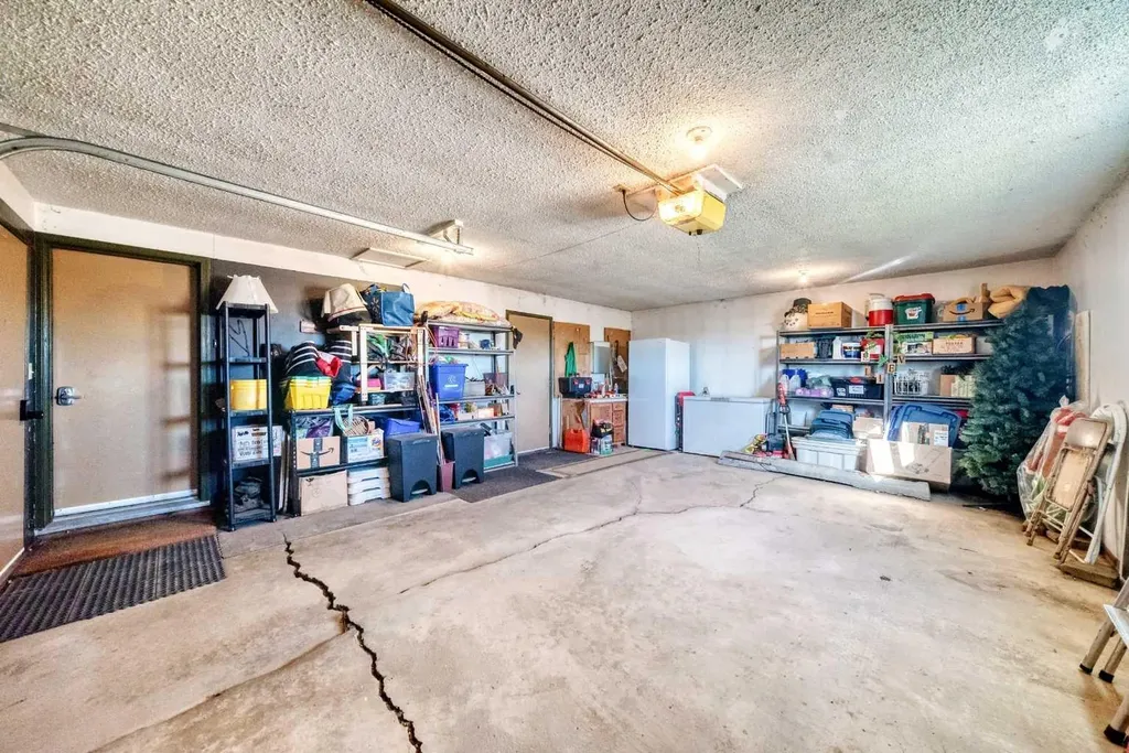 1342 Township Road 361 Rural Red Deer County AB T4G 0H9