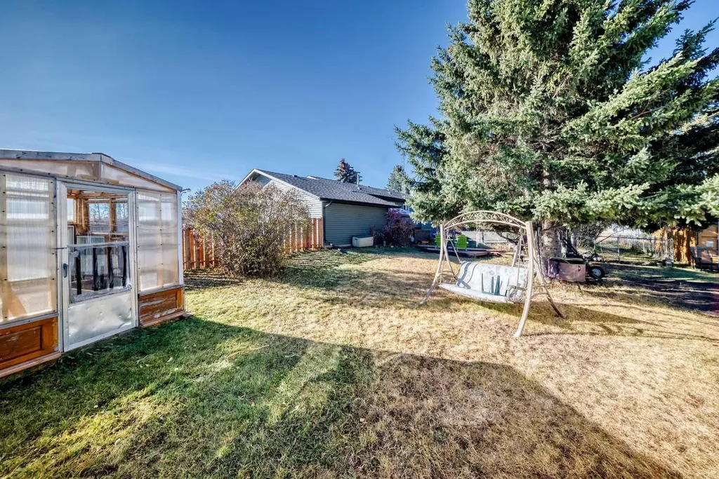 1342 Township Road 361 Rural Red Deer County AB T4G 0H9
