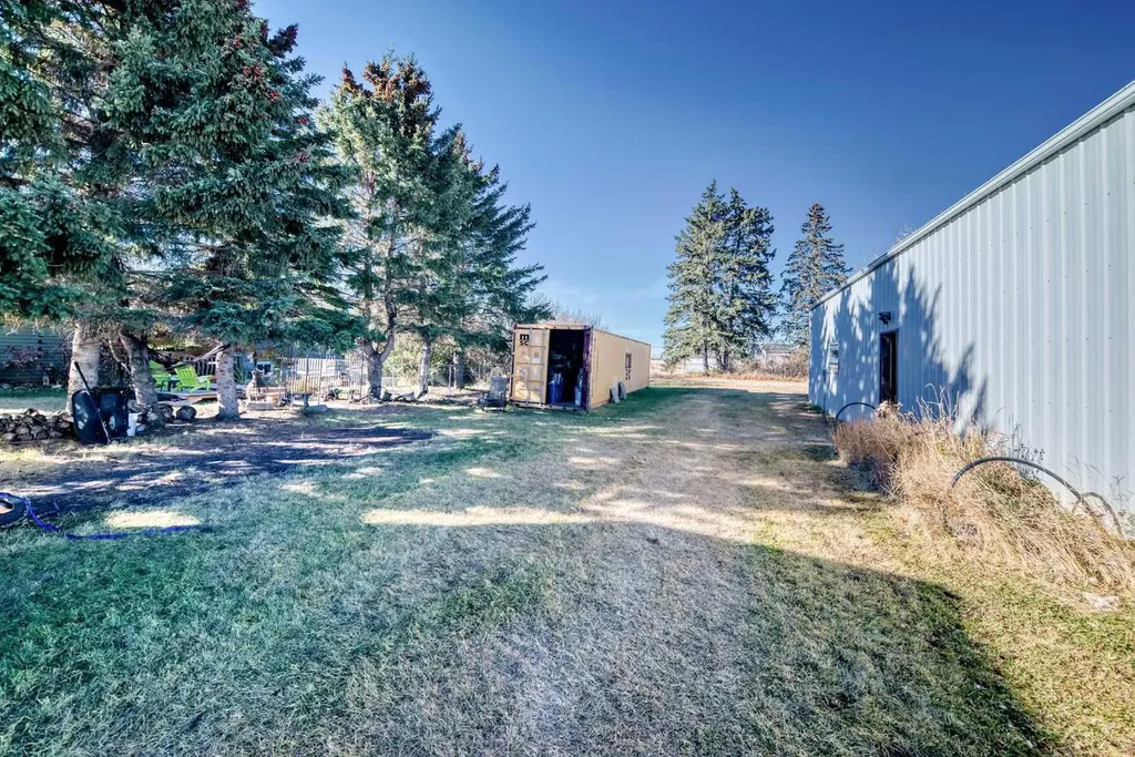 1342 Township Road 361 Rural Red Deer County AB T4G 0H9