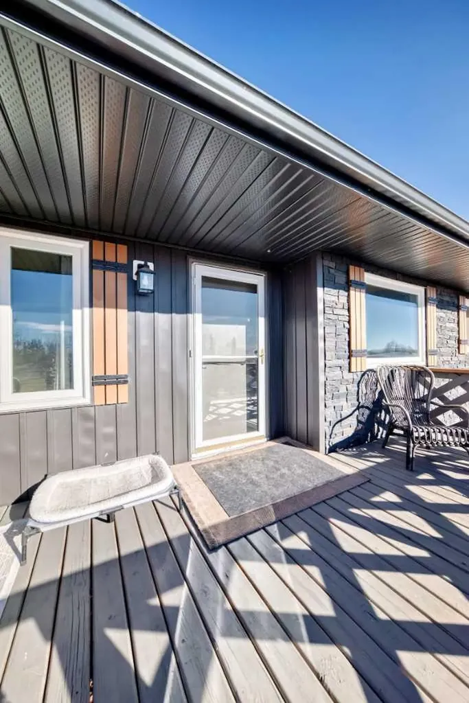 1342 Township Road 361 Rural Red Deer County AB T4G 0H9