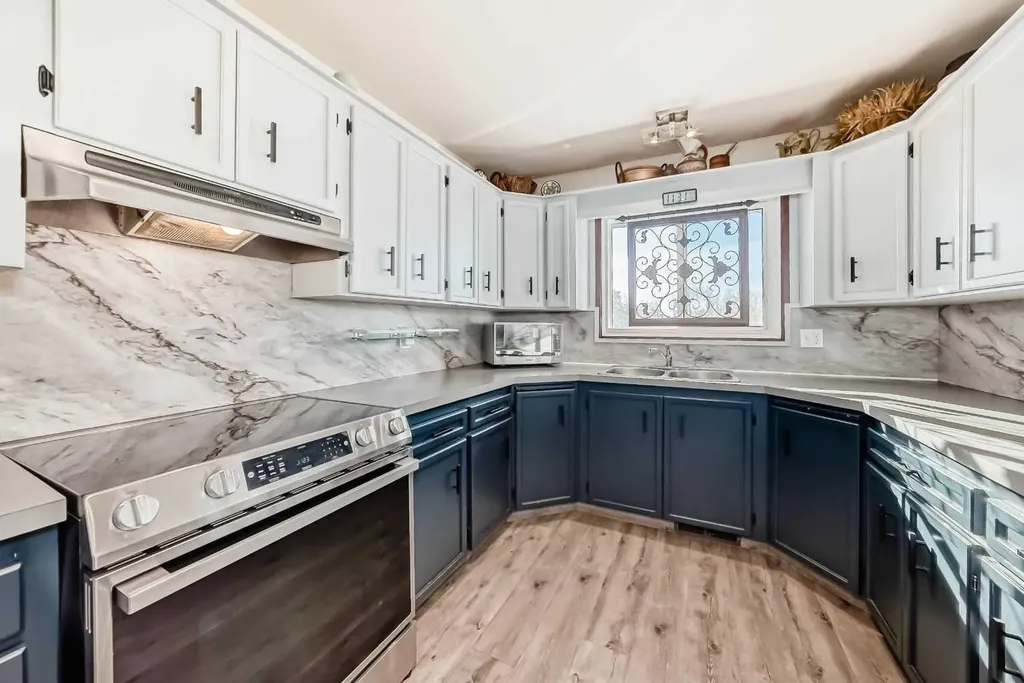 1342 Township Road 361 Rural Red Deer County AB T4G 0H9